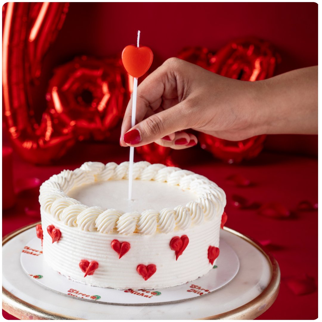 Valentines Red Velvet Cake - Shree Mithai